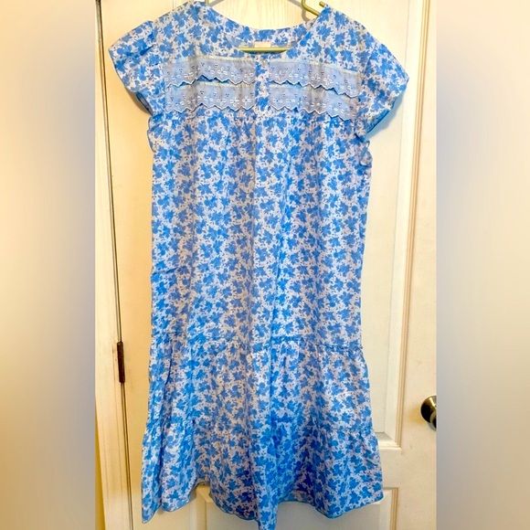 Other - Floral granny nightgown